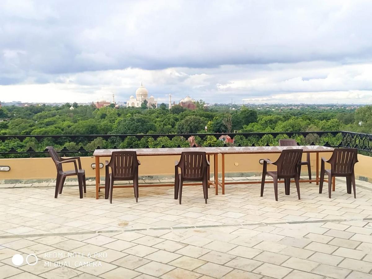 Hotel Taj Plaza, Vip Road, Agra Agra  Ngoại thất bức ảnh