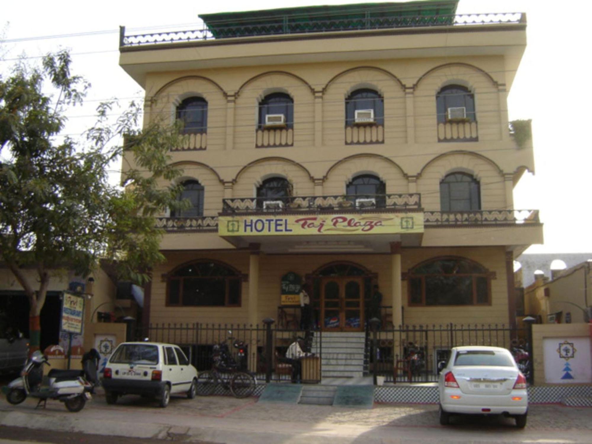 Hotel Taj Plaza, Vip Road, Agra Agra  Ngoại thất bức ảnh